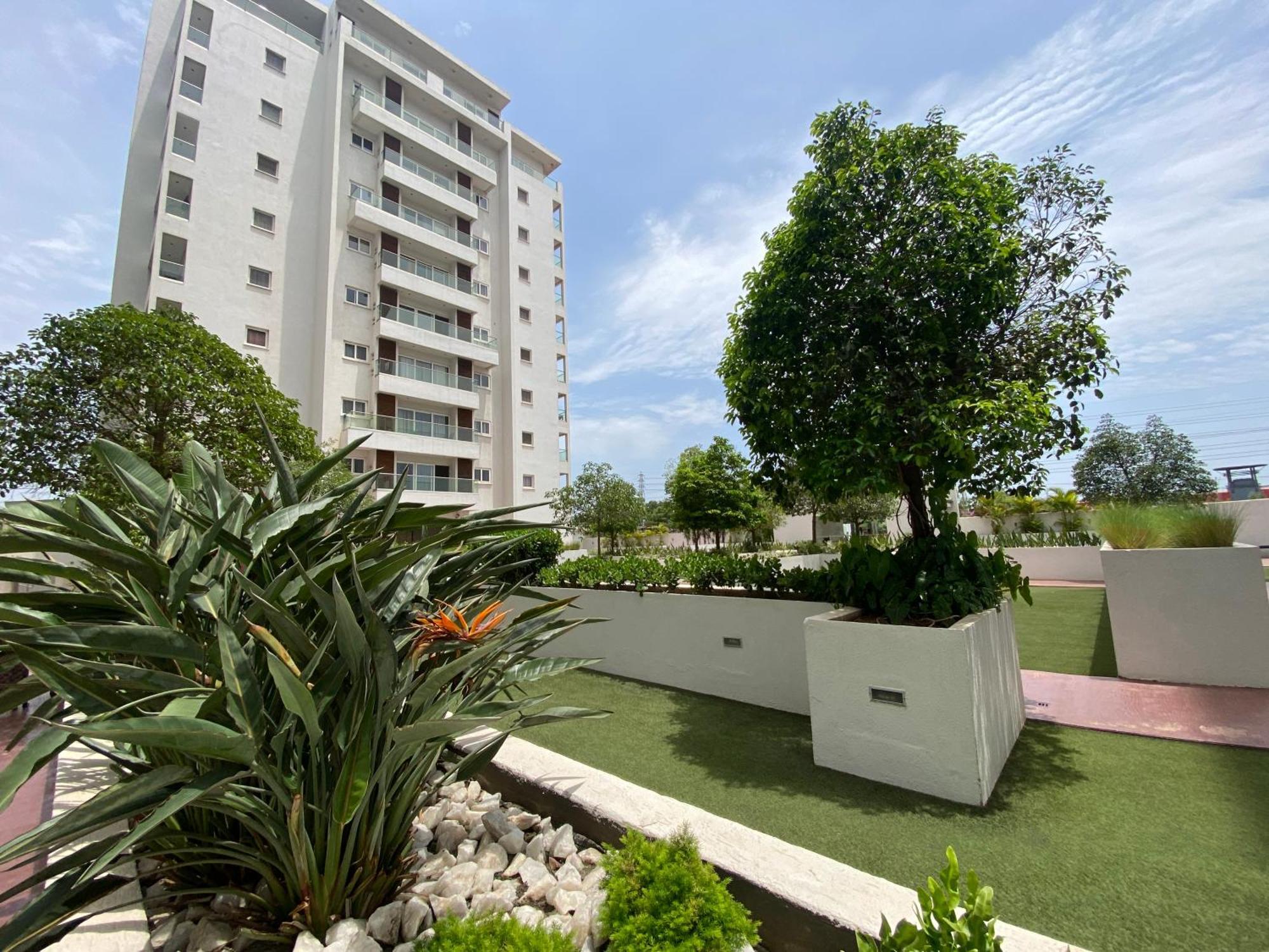 Hovah Luxury Homes' 2Br Apartment Accra Exterior photo